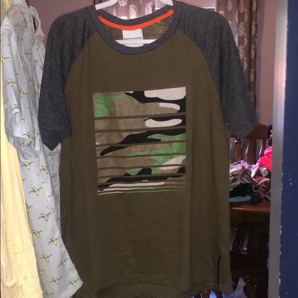 Camo T-shirt